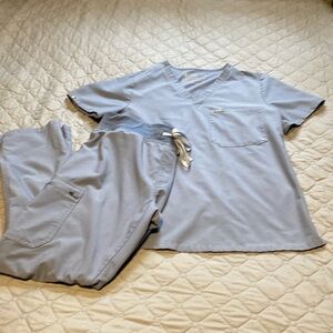 Figs Yola Skinny Scrub Pants and Catarina Top Set